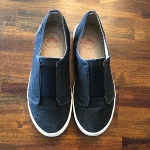 Roxy loafers black